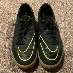 Nike Men’s Indoor Soccer Shoes